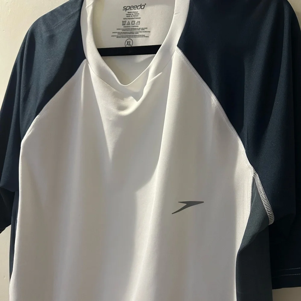 Men's Athletic Shirt size XL